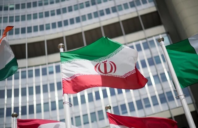 بولتن نیوز: واکنش ایران به اظهارات گروسی در شورای حکام درباره بازرسی از سایت های هسته اینمایندگی ایران در آژانس اعلام کرد: 🔹مدیرکل آ