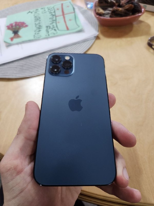 В продаже iPhone 12pro 128 гб. — фото 1