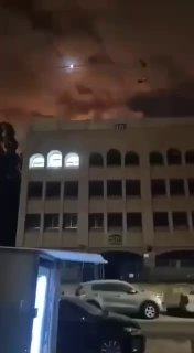 Иран продолжает атаки. В Иерусалиме есть пострадавшие, в Бахрейне и Ираке — горят американские базы Корпус стражей исламской революции продолжает бить по американским базам и израильским городам. В столице Израиля, Иерусалиме в результате иранской атаки по