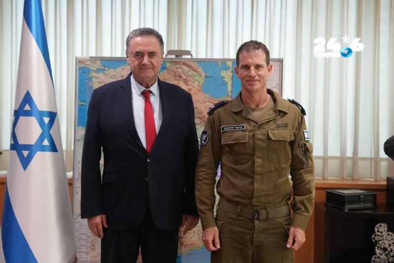 🇮🇱 שר הביטחון ומפקד חיל האוויר קיימו פגישת עבודה: "לשר הוצגה תמונת המצב המבצעית וההיערכות בכל הזירות".