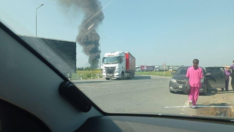 Дронът атакува няколко руски региона за една нощ.