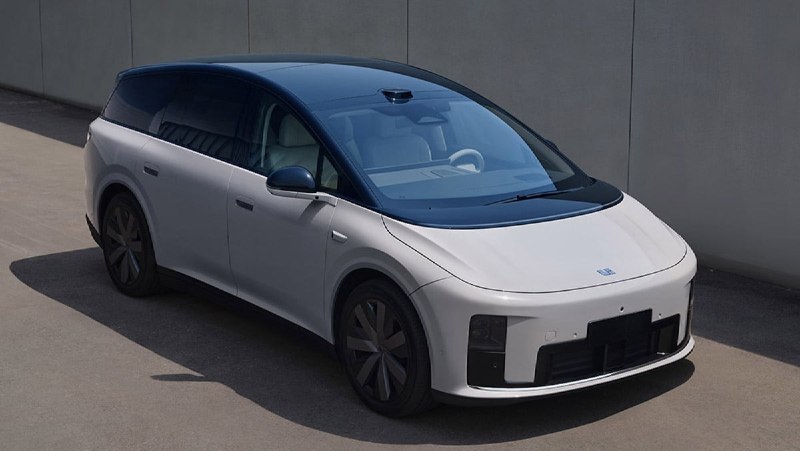 Две моторные установки не спасли? Li Auto готовит более доступный i8: по данным иностранных СМИ, в с