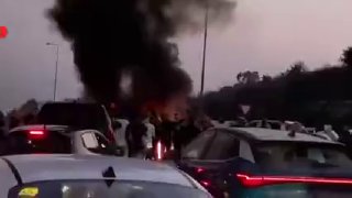 הפגנות הדרוזים בתל אביב ערוץ קאן העברי דיווח כי הדרוזים הפגינו לאחר הפיגוע הישראלי באדם דרוזי בתל אביב. דרג…