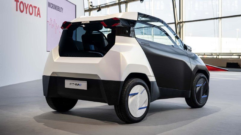 Toyota показала концепт электрического квадрицикла 3