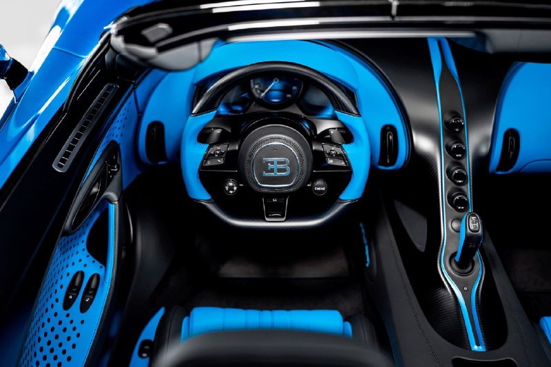 Bugatti представила эксклюзивный родстер в стиле стрекозы 3