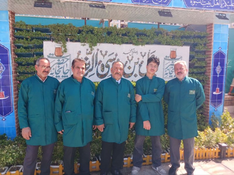 پایگاه خبری مهر کیلان: 📸 خدمت‌رسانی اعضای هیأت مذهبی حضرت صاحب الزمان (عج) شهر کیلان در چایخانه رضوی مشهد مقدس 🔹در جریان این خدمت معنوی، جمعی ا