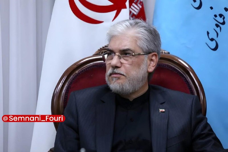 سمنان فوری: قبولی‌های کنکور با یک ماه تاخیر وارد دانشگاه می‌شوند🔹حسین سیمایی صراف، وزیر علوم، تحقیقات و فناوری، در سفر به سمنان اعلا