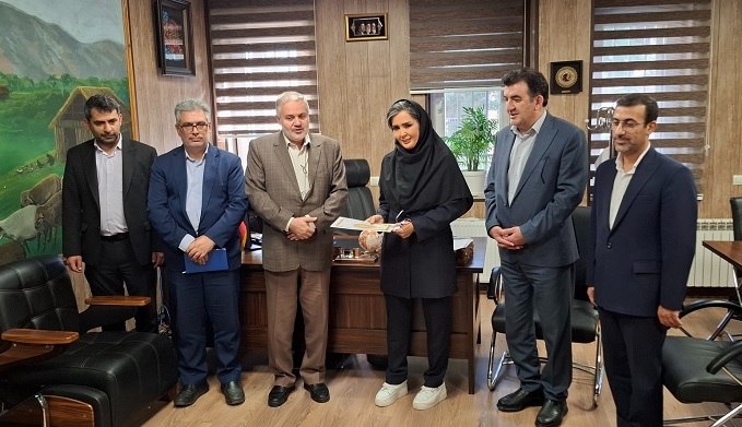 حکیم مهر: انتصاب «دکتر معصومه یوسفی» به عنوان سرپرست اداره فناوری اطلاعات، ارتباطات و تحول اداری اداره کل دامپزشکی استان‌البرزhttp