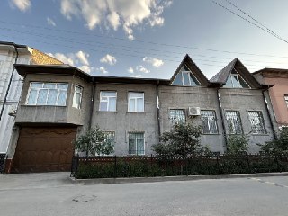 Продаётся участок с домом 4 соток