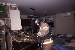 Восемь человек пострадали из-за атаки российских дронов по Харьковской области. Один из них влетел в квартиру🔵 Шесть человек, включая ребенка, пострадали из-за атаки РФ по Харьковской области, сообщают в ГСЧС. БПЛА атаковали частный сектор в селе Васищево: