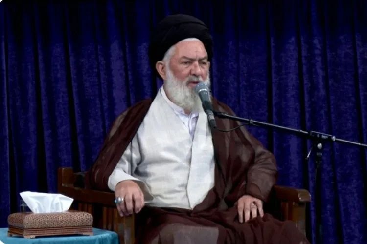 خبرگزاری ایکنا شعبه خراسان رضوی: 🔰بلای تفرقه؛ حاصل غفلت از اتحاد🔹حجتالاسلام والمسلمین سید جعفر علمالهدی گفت: در حال حاضر تمام استکبار بر علیه ما متحد ش