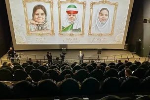 خبرگزاری ایکنا: اکران انیمشین «افسانه سپهر» به یاد شهدای میناب در روسیه🔹 انیمیشن «افسانه سپهر» به یاد کودکان میناب با حضور سفیر ایران و