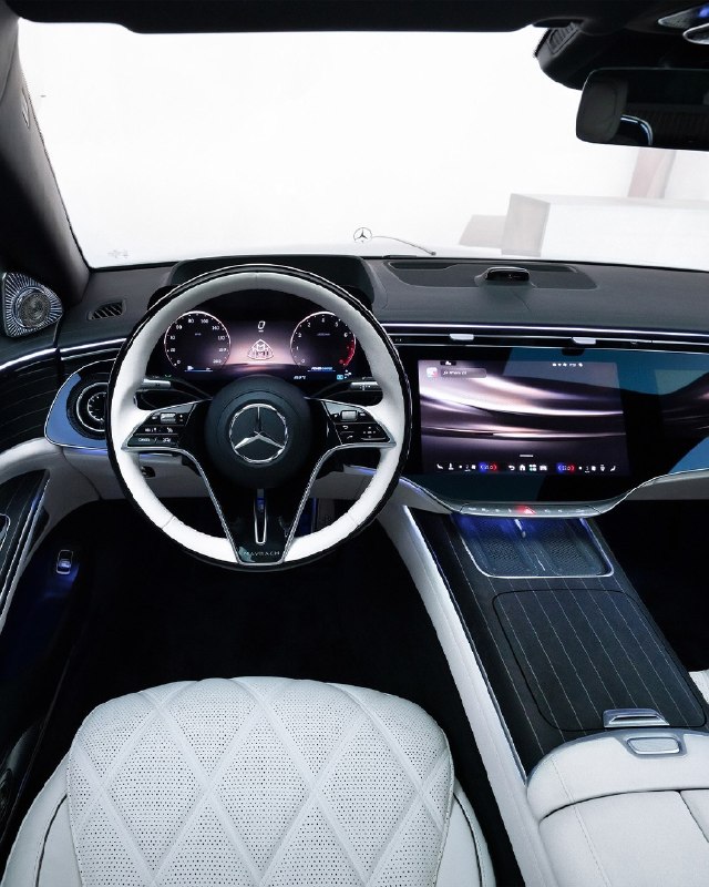 Обновлённый Maybach S-Class стал ещё более люксовым — теперь у него подсвечивается буквально всё: от 7