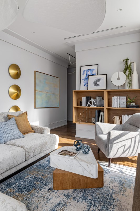 Объединили две квартиры и создали современный интерьер с классическими акцентами Саша Кама, дизайнер и основательница Kama Design Bureau, создала и... - изображение 3 - интерьер, две, квартиры