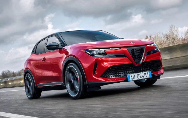 Alfa Romeo пересмотрела характеристики электрической топ-версии кроссовера Junio