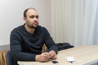 Главу челябинского «Яблока» сняли с выборов в Госдуму из-за картины Бэнкси и цитат Сахарова и Громыко18+. НАСТОЯЩИЙ МАТЕРИАЛ (ИНФОРМАЦИЯ) ПРОИЗВЕДЕН, РАСПРОСТРАНЕН И (ИЛИ) НАПРАВЛЕН ИНОСТРАННЫМ АГЕНТОМ ИНТЕРНЕТ-ИЗДАНИЕ «НОВАЯ ГАЗЕТА» ЛИБО КАСАЕТСЯ ДЕЯТЕЛЬН