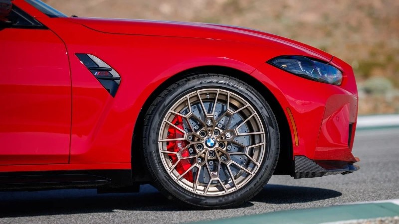 BMW выпустила прощальную M3 с «механикой» и задним приводом 2