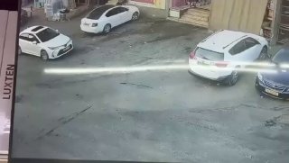ענבר טויזר