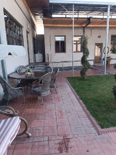 uy sotiladi uchtepa tumanida 5 cotix uylari yaxwi remonti bor kelisham
