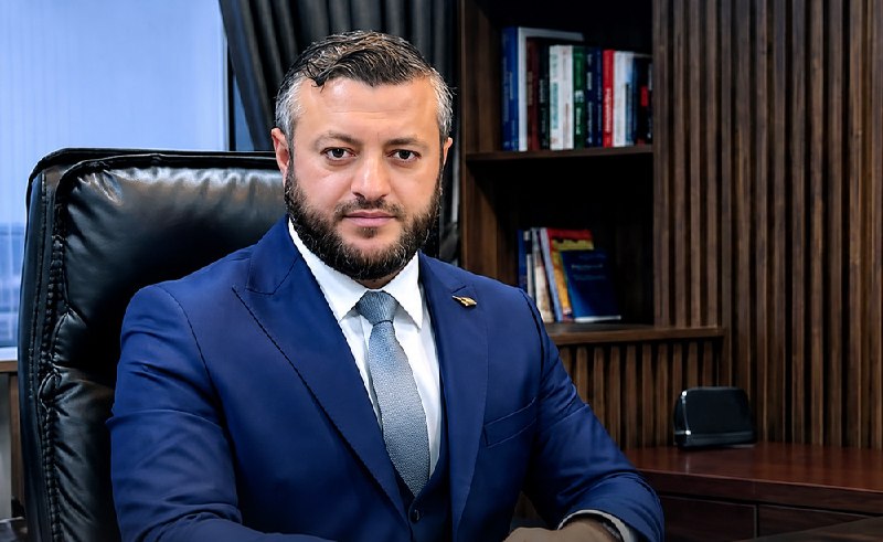 KurdPress | کُردپرس: 📌 «احمد هلالی» سخنگوی هیئت ریاستجمهوری سوریه و معاون استاندار حسکه:📰 بیانیه رسمی انحلال SDF به زودی منتشر خواهد شد📝 سرو