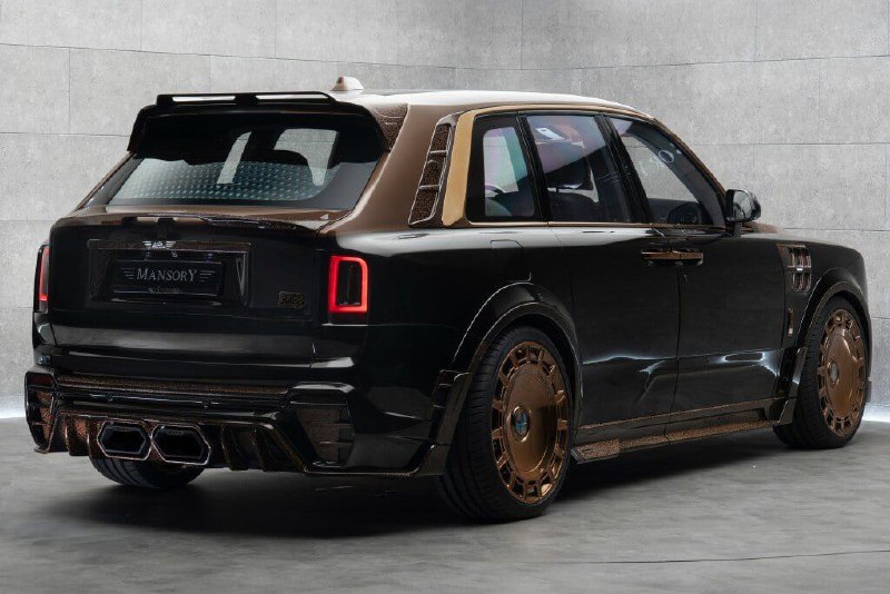 Необычный Rolls-Royce Cullinan от ателье Mansory 2