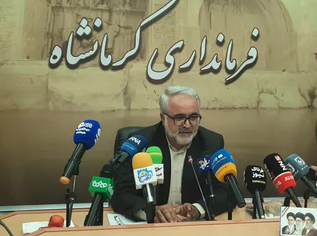 📢📢ده نگی دولت آباد: 🔺کیفیت نان و حقوق مردم نیازمند نظارت جدی است 🔹 فرماندار کرمانشاه: در حال حاضر ۳۰ نانوایی در شهر کرمانشاه به پخت و عرضه ن