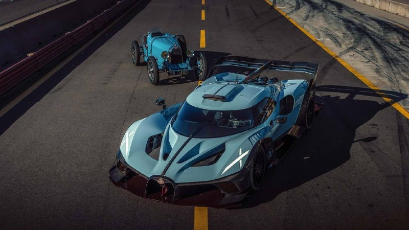 Bugatti готовит новый гиперкар стоимостью больше миллиарда рублей. Он должен стать смесью трекового 