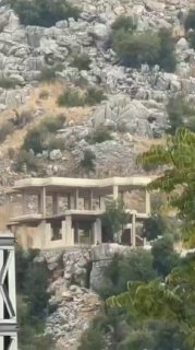 Israeli soldiers enter uninhabited buildings in the village of Shuba