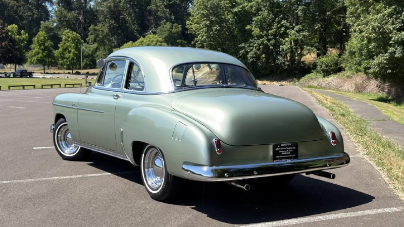 🚗✨ 1950 Chevrolet Styleline Deluxe Coupe – легенда, которая обретает новую жизн