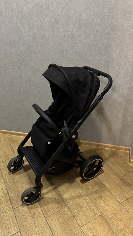 Прогулочная коляска Cybex Balios s в отличном состоянии 🖤 — фото 1