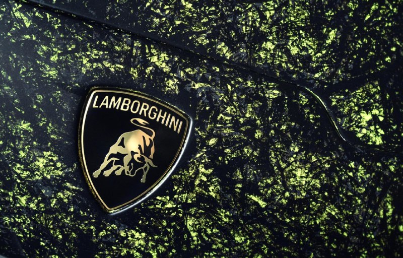 Lamborghini показала уникальный Temerario 3