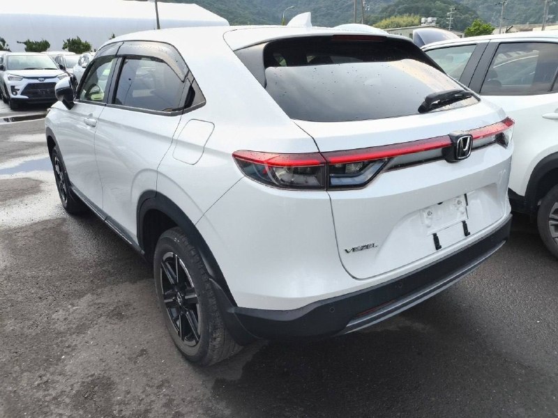 Honda Vezel 2022 фото 3