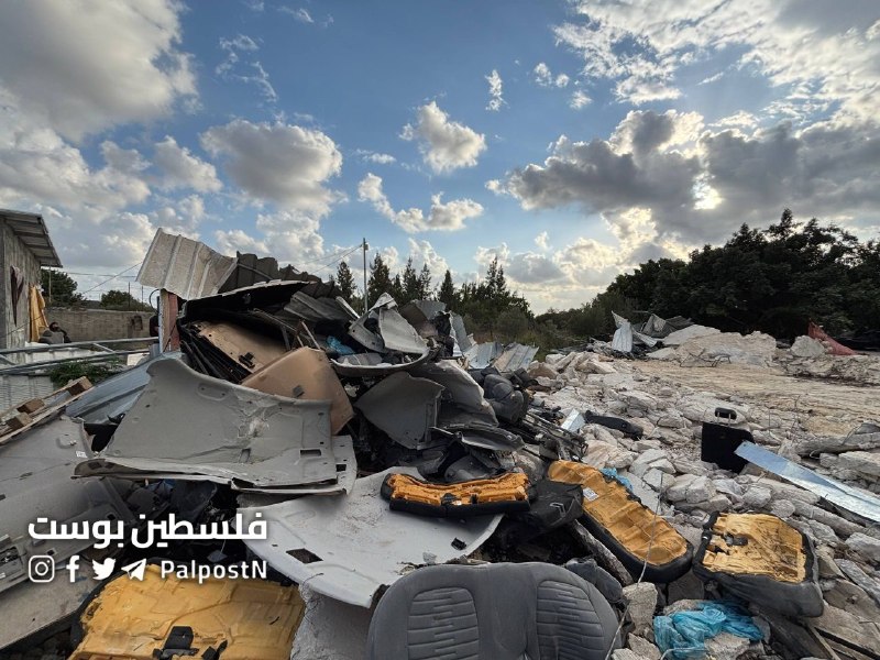 الاحتلال يهدم كراج المهداوي في شويكة شمال طولكرم