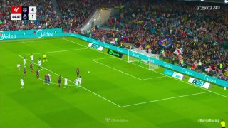 🚨🇪🇸 LAMINE YAMAL missed the penalty for Barcelona!