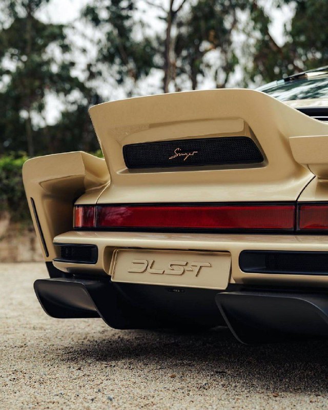 Singer Porsche 911 Type 964 5