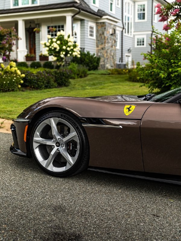 Ferrari 12Cilindri 4