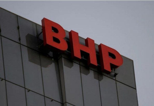معدن(بیدار)24: زنده باد مس!صبح سهشنبه عزیزان بخیر و خوشی برای نخستینبار در تاریخ BHP ، سودآوری بخش مس از سنگآهن پیشی گرفت و فلز سرخ