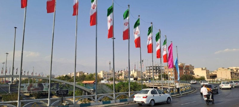 خشتِ١٧: رسانه پست