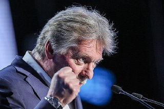💬 Кремль — россиянам: «Ищите больше съемок различных городов Украины. Съемки впечатляющие по результатам ударов наших вооруженных сил»Пресс-секретарь Кремля Дмитрий Песков на сегодняшнем брифинге с журналистами отвечал на вопросы, в том числе о вчерашней м