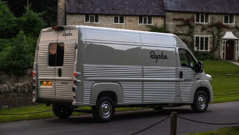 Легендарный Citroen Type H вернулся в новом ретростиле 4