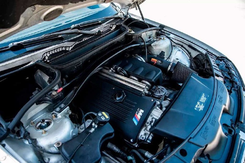 18-летний BMW X3 E83 с мотором  от M3 E46 4