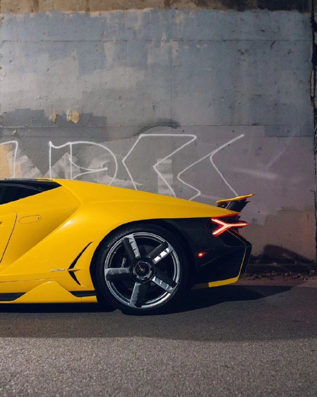 Lamborghini Centenario 7
