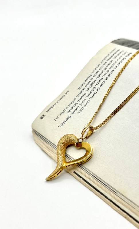 ⭐️جواهری فیروزه(ارمان)⭐️: ⚜️A R M A N T A L A⚜️✨مدال قلب✨🔸وزن: ۴/۵۶۰ 🔺قیمت: ۱۰۵/۸۱۰/۰۰۰❌ اجرت: ۵٪📦ارسال به سراسر کشور با بسته بندی ویژه🛡️همراه با