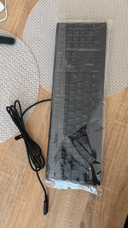 Продается клавиатура Razer Ornata V3 RGB