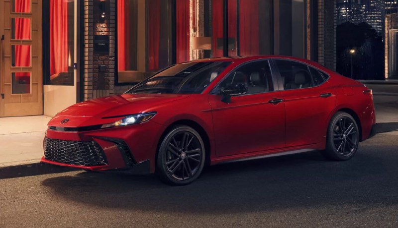 Toyota Camry получила новую спецверсию NightshadeСедан 2026 модельного года для