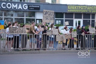 Ушедший в отставку с поста министра обороны Украины Михаил Федоров на брифинге:   • Я предлагал заменить главкома ВСУ Александра Сырского, но Зеленский отказался. «С этим решением я полностью согласился, и сказал: значит, я буду учиться работать с ним, пот
