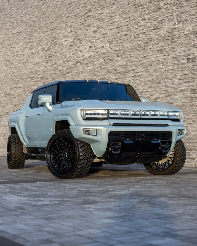 Hummer EV 3X Pickup