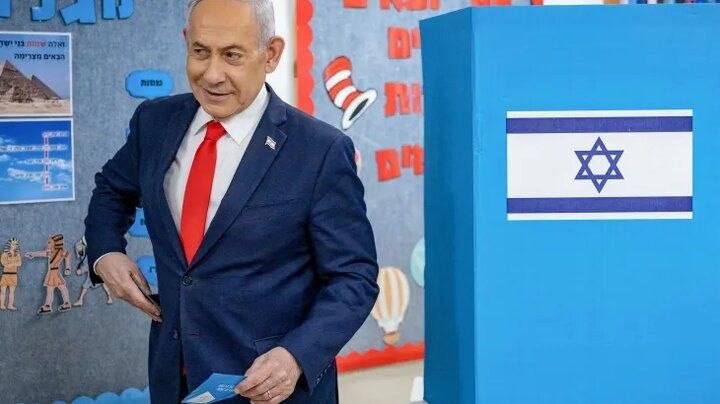 נתניהו ושריו הקיצוניים חוששים מהמספר הרב של הערבים החיים בשטחים הכבושים המשתתפים בבחירות ראש ממשלת ישראל, ה…