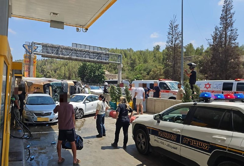 ענבר טויזר