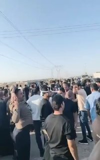 תושבי מחוז מייסאן בדרום עיראק חסמו את הדרכים המובילות לחברות הנפט במחאה על החלטת הממשלה לסגור את מעבר הגבול…